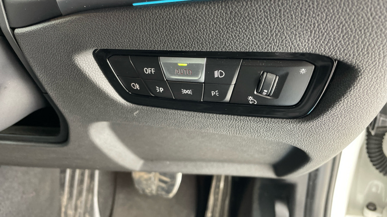 BMW 3 Series 330e M Sport 4dr Step Auto Saloon